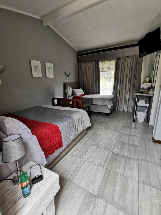 Stew S Room Pietersburg Buitenkant foto